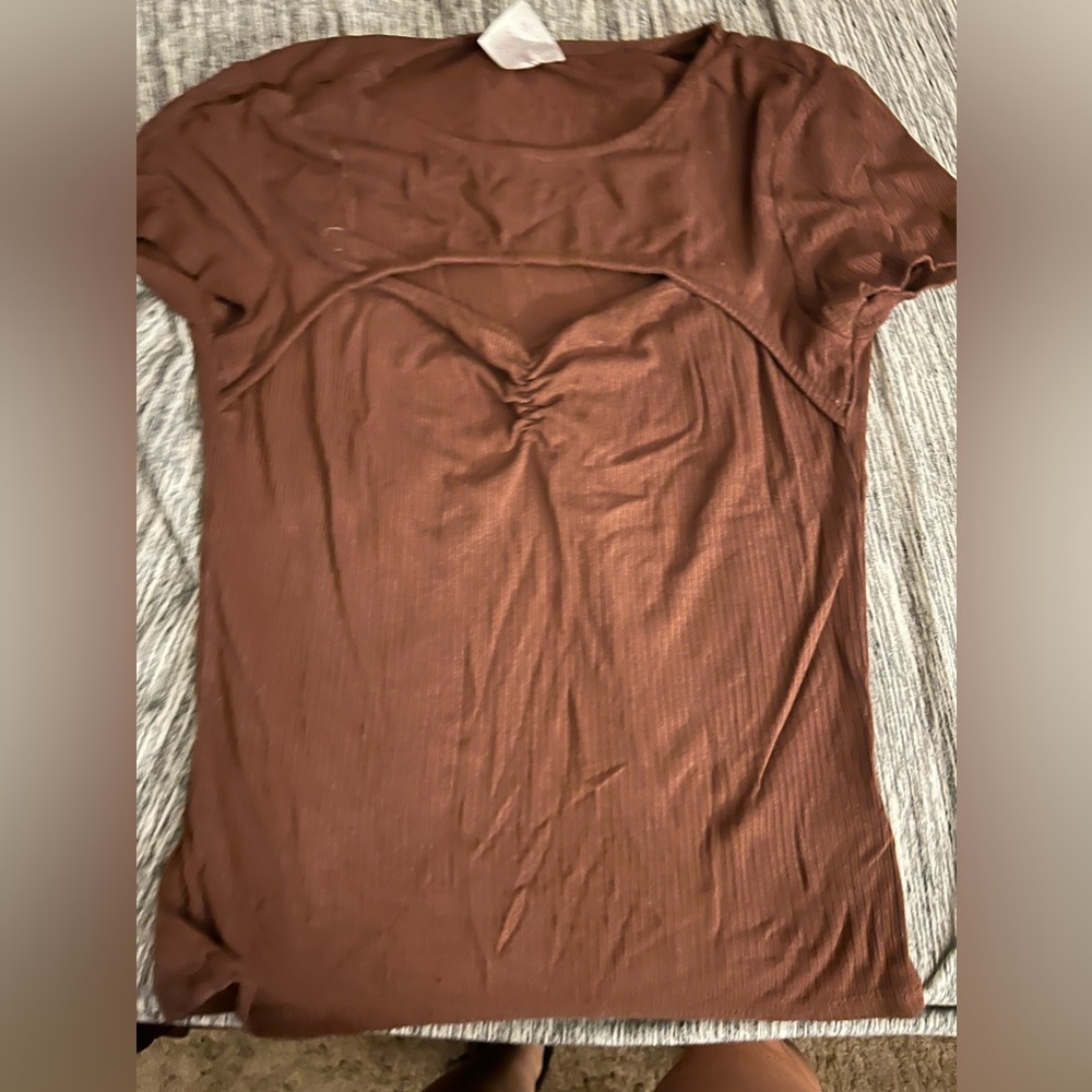 BROWN CUT TOP (XSMAL)
